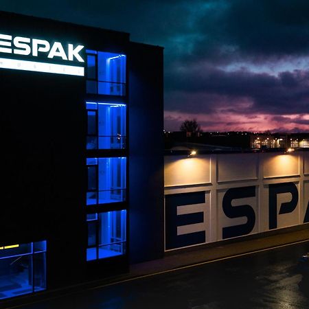 Espak Hostel Tallinn Bagian luar foto